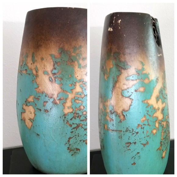 Mexican Rustic Distressed Vase - Picture 7 of 13